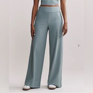 RHONE Ripple Sweatpant Blue Hue